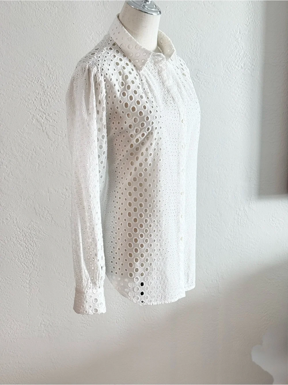 Nicole Miller Artelier White Pleated Puff Sleeve Eyelet Blouse M Cotton Boho - Picture 8 of 15